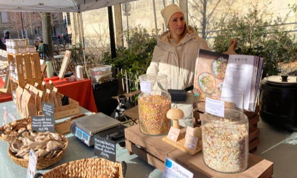 étal de la Champignonne sur un green-market